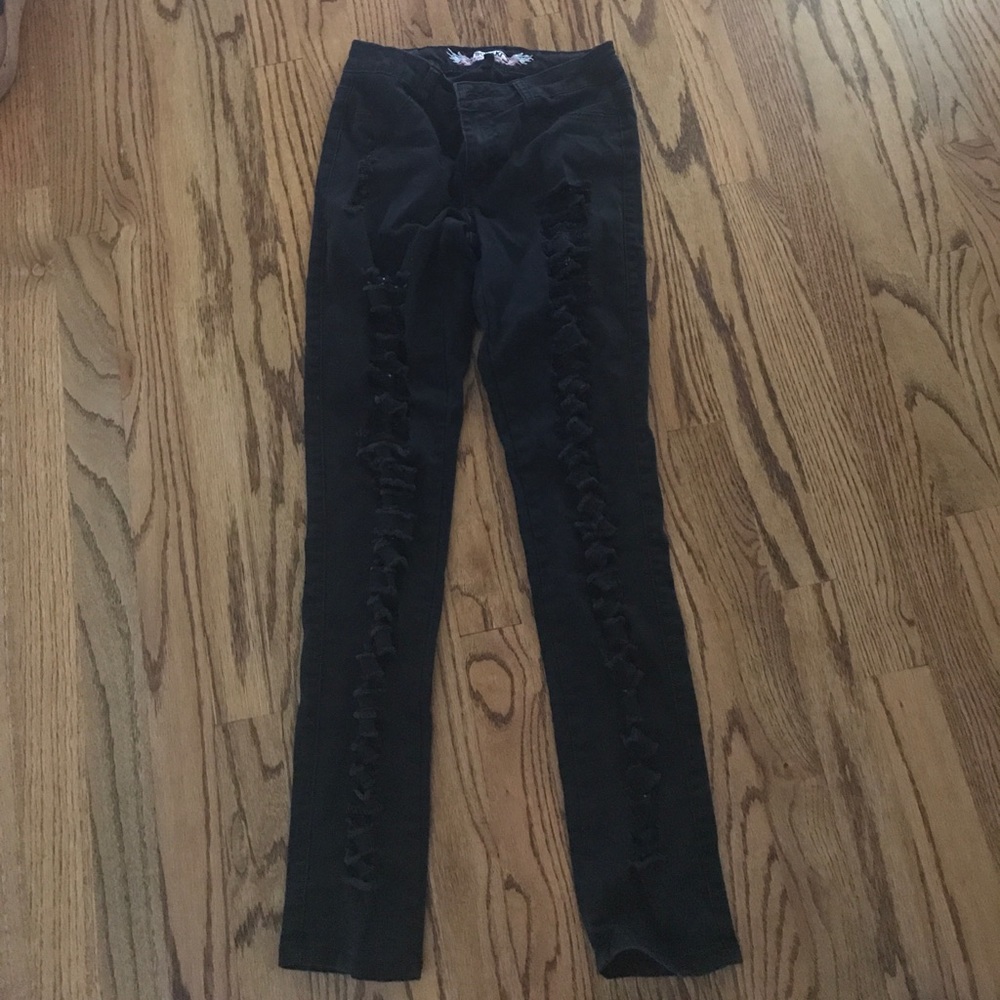 Black ripped So Nikki jeans